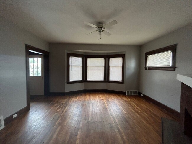 Foto del edificio - 3129 W. 98th Ave. , Cleveland, OH, 44102