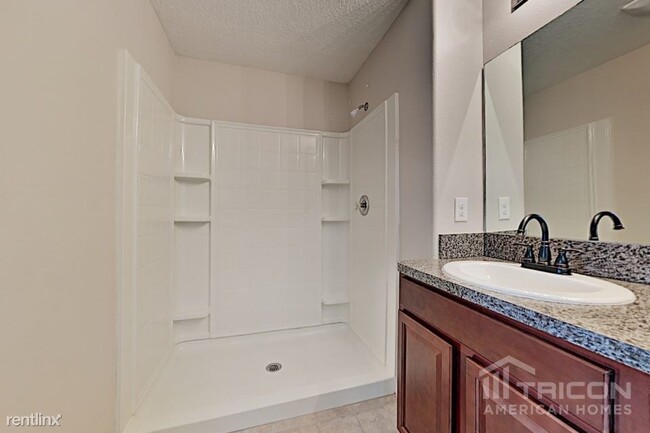Building Photo - 515 Serenity Mill Loop