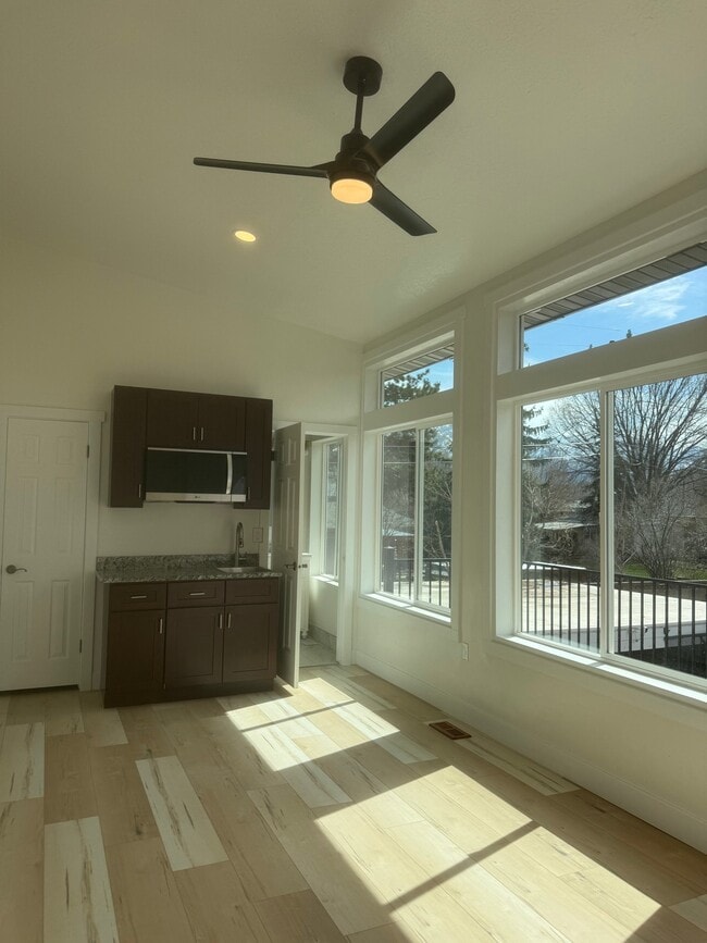 Building Photo - 2493 S 600 E