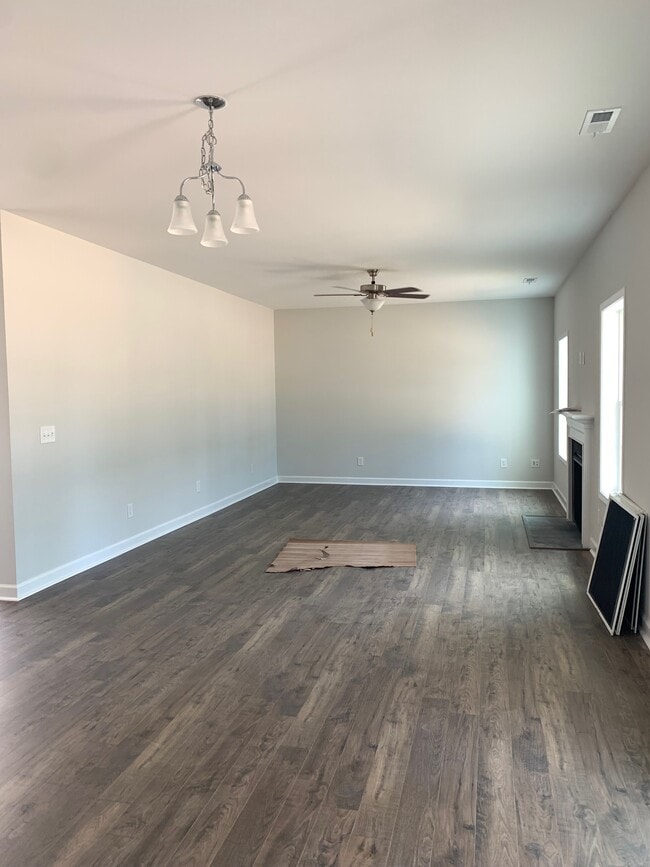 Building Photo - 3075 Wilton Wy