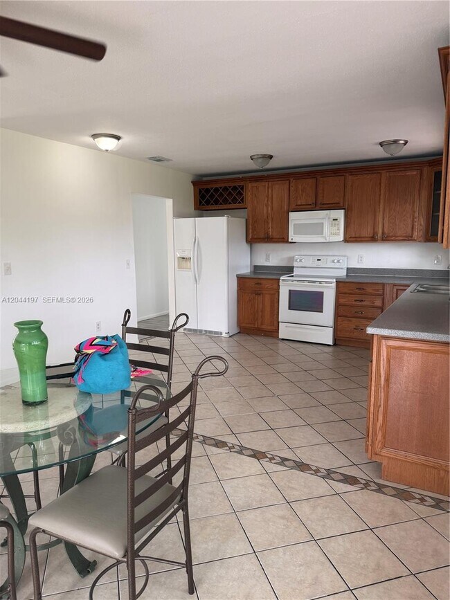 Foto del edificio - 731 24th St SW