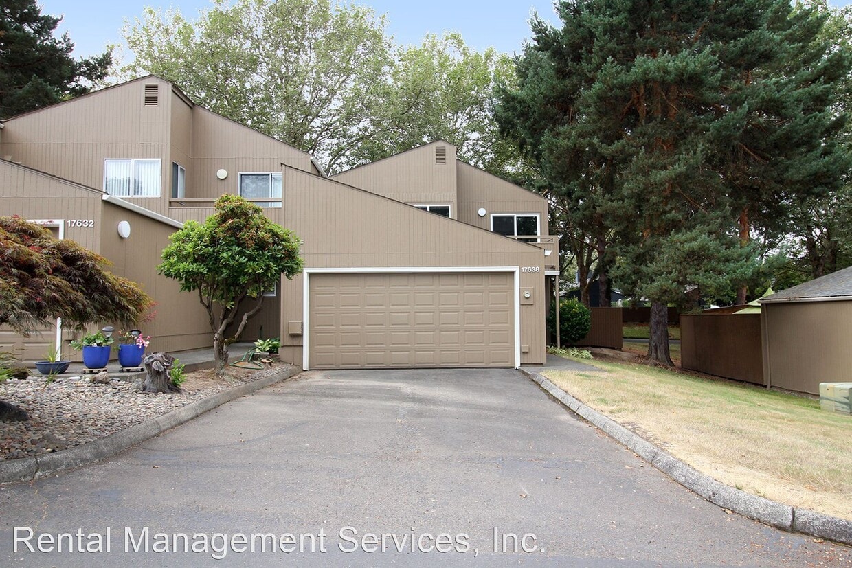 3 br, 2 bath House 17638 NW Shorewood Dr House Rental in Beaverton
