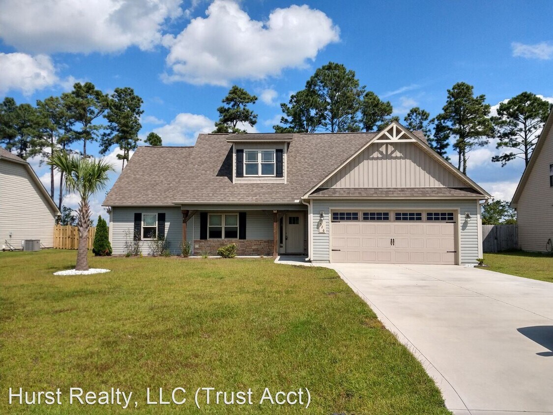 3 br, 2 bath House 526 Deep Inlet Drive House Rental in Sneads