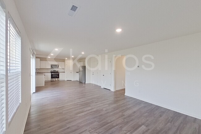 Foto del edificio - 7016 Peppermill Way