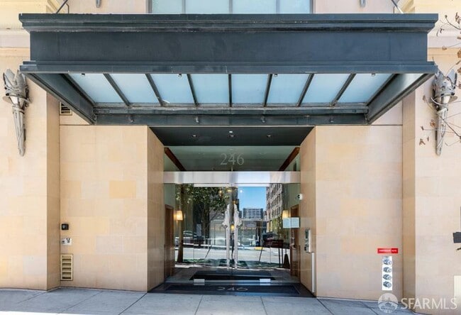 Building Photo - 246 2nd St