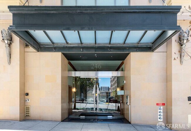 Foto del edificio - 246 2nd St