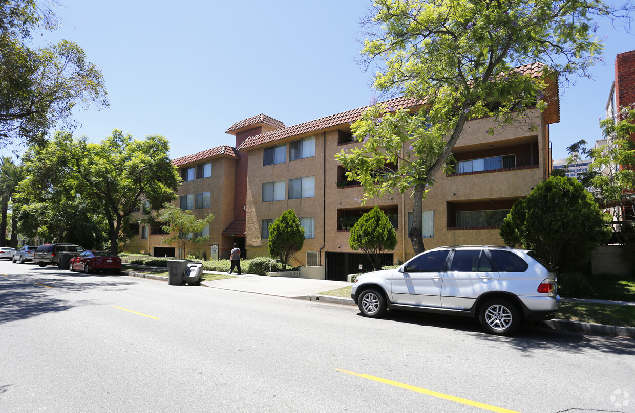 Primary Photo - Jackson Villa