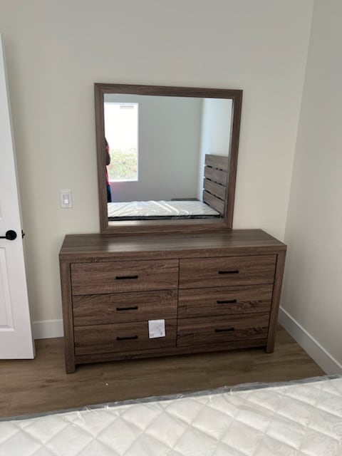 Foto del edificio - 8550 Rolling Hills Dr