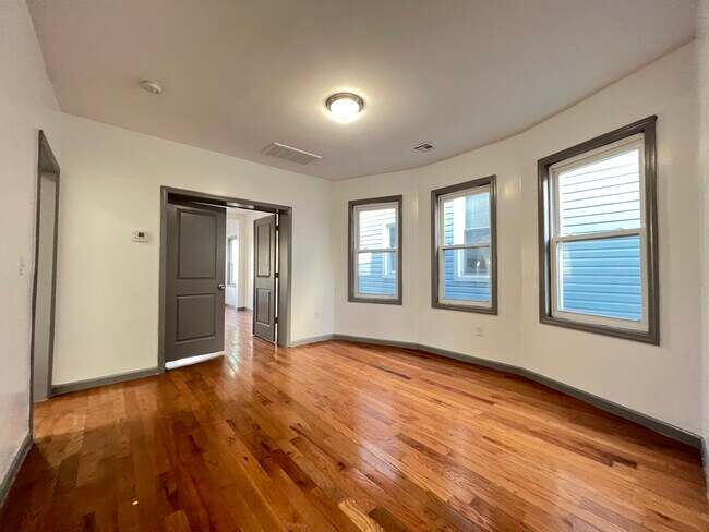 Building Photo - 179 Virginia Ave