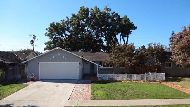 2390 Stokes St - 4