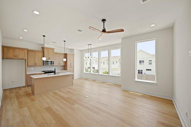 Foto del edificio - 4703 Oats St