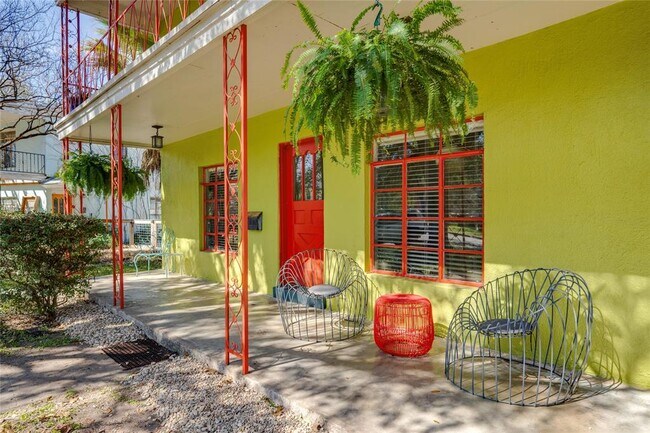 Foto del edificio - 1300 Kirkwood Rd