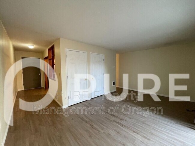 Foto del edificio - 14368 SE Lee Ave