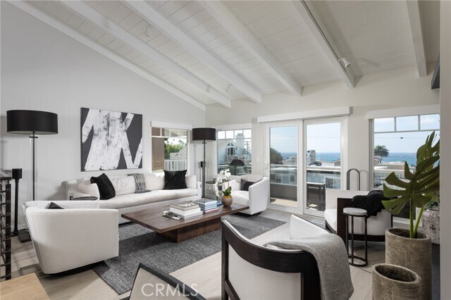 Building Photo - 2520 Seaview Ave