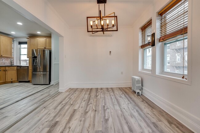 Building Photo - 103 Westover Pl