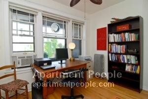 Foto del edificio - 1349 W Sunnyside Ave