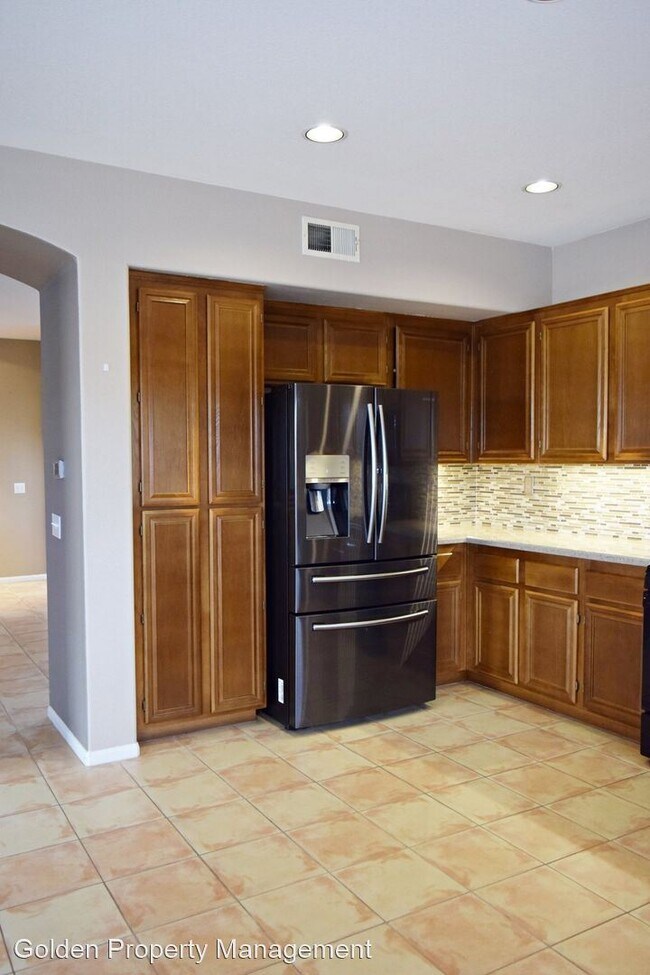 Foto del edificio - 3 br, 2.5 bath House - 1308 Battle Creek Rd