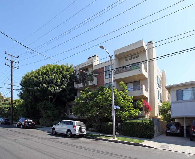 Primary Photo - 1312 S Saltair Ave