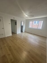 Building Photo - 17550 Lakeshore Blvd