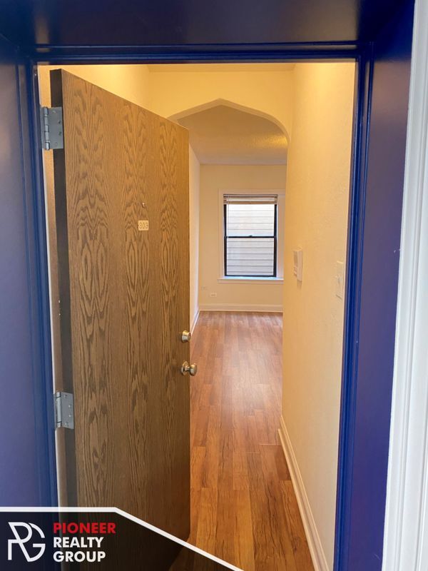 Foto del edificio - 1742 N Humboldt Blvd
