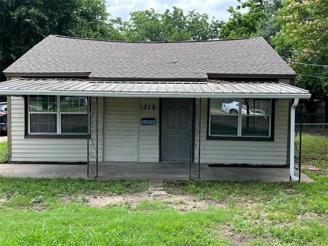 Primary Photo - 1316 N Prairie Creek Rd