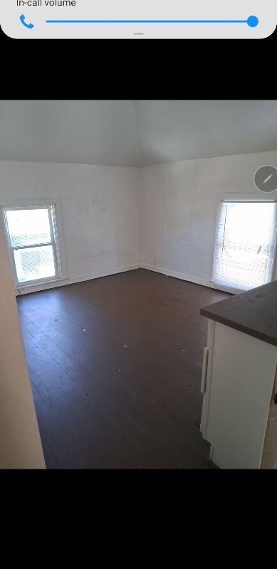Foto del edificio - 558 W Newgrove St