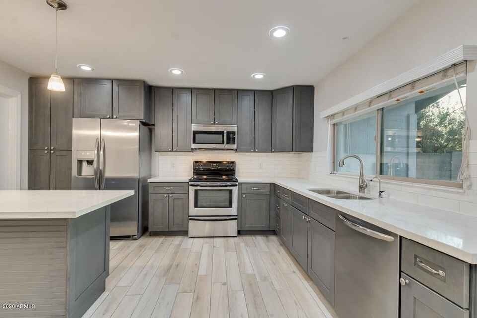 Foto principal - 8611 E Pierce St