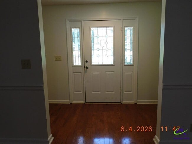 Building Photo - 112 Charleston Ct