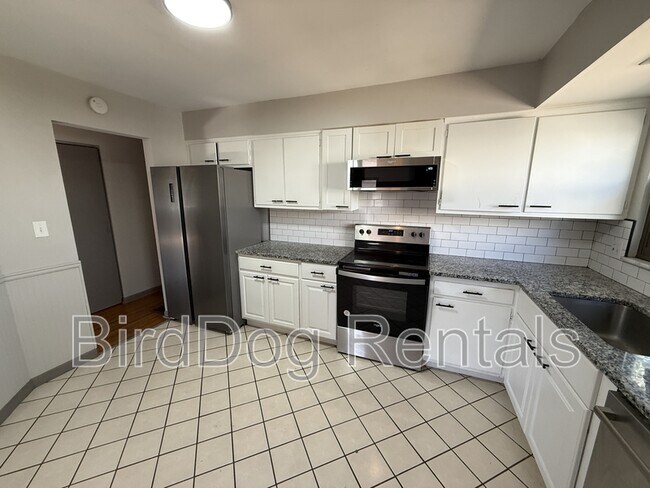 Building Photo - 3772 Dehner Dr