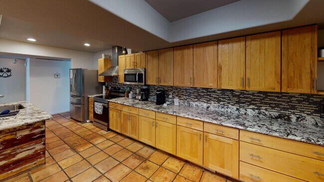 Foto del edificio - 6508 S McKemy St