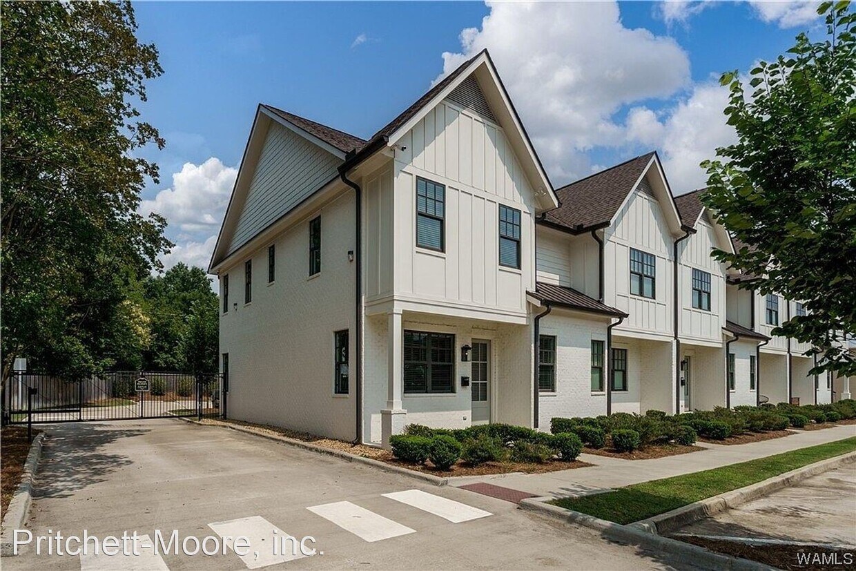 Foto principal - 3 br, 3 bath House - 1407 22nd Avenue