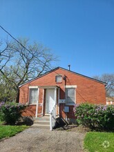 Building Photo - 1829-1831 N Madison St