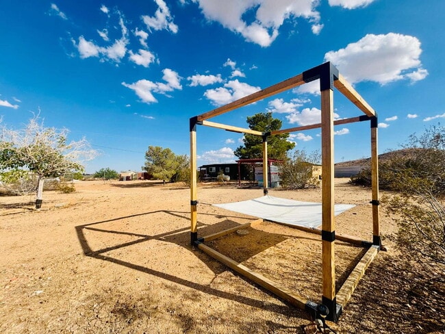 Foto del edificio - Joshua Tree Cabin in Peaceful, Wide Open S...