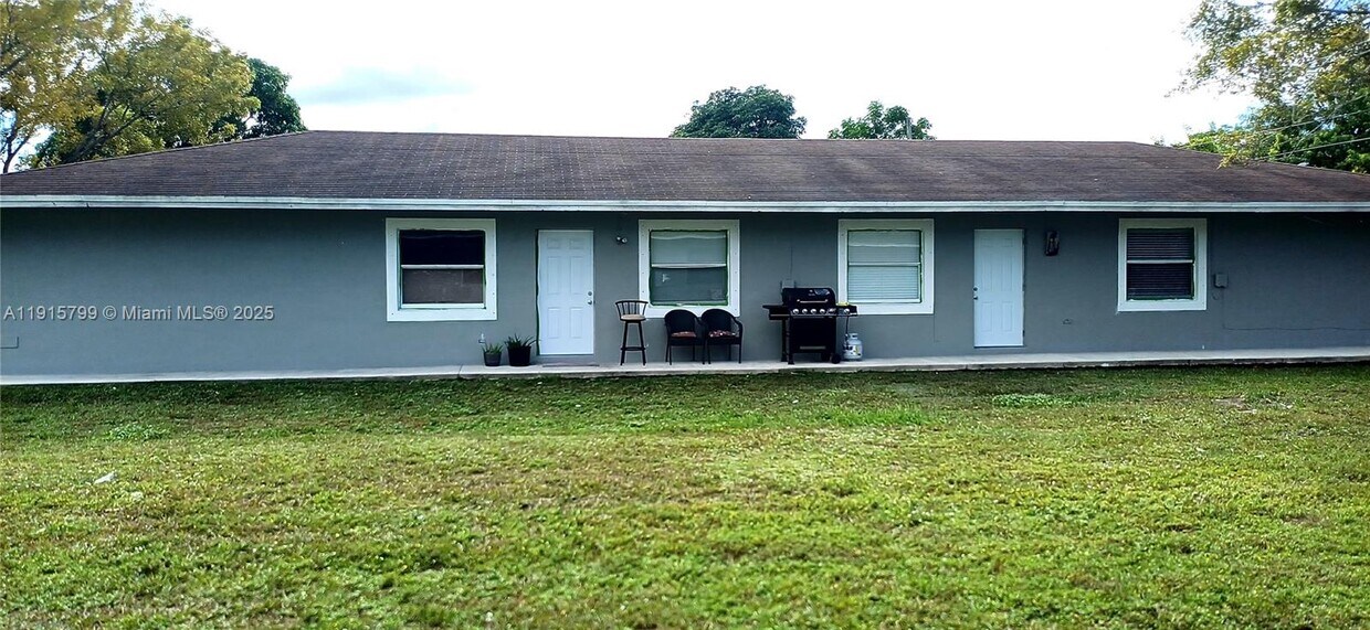 Foto principal - 1801-1803-1803 SW 44th Terrace