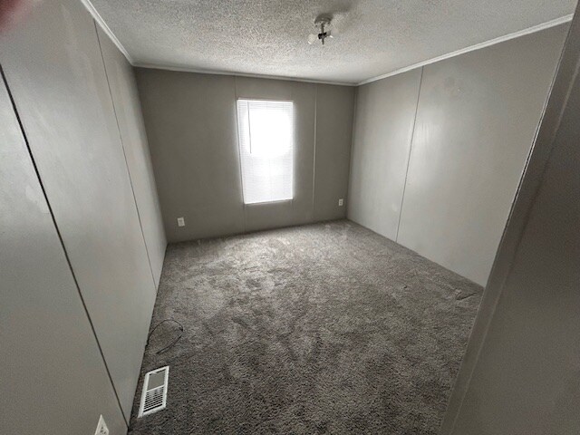 Foto del edificio - 2500 Mann Rd