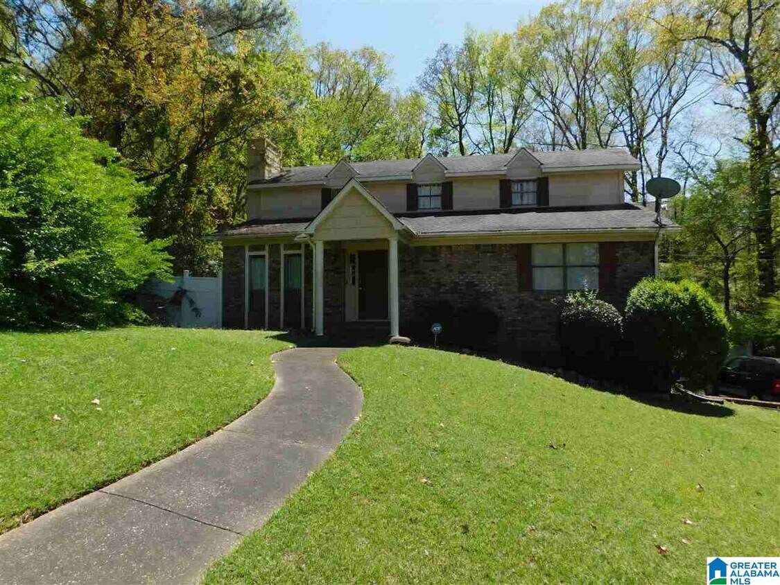 Foto principal - 1403 Cabin Hill Rd