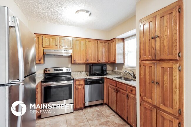 Building Photo - 5903 Cameron Dr