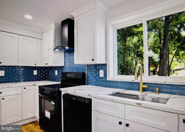 Building Photo - 15990 Charles Town Rd