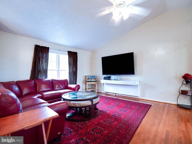 Foto del edificio - 4 br, 2 bath House - 10103 Heriot Row Ct