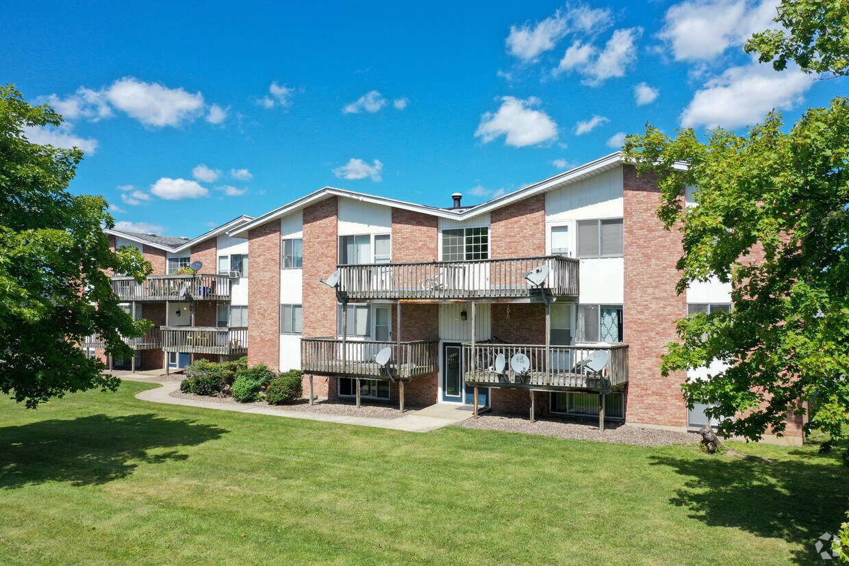 Ransom Court Apartments 1335 Ransom Rd Grand Island, NY