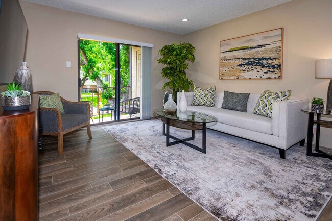 Foto del edificio - Park West Apartments