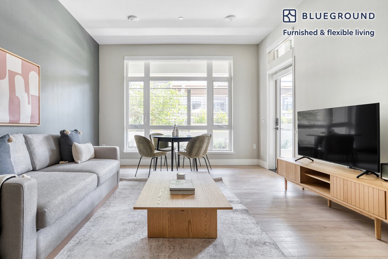 Foto principal - 555 E Evelyn Ave