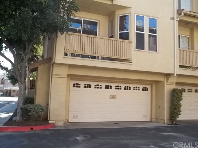 Primary Photo - 505 W Summerfield Cir