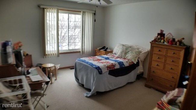 Foto del edificio - 14741 Excelsior Ln