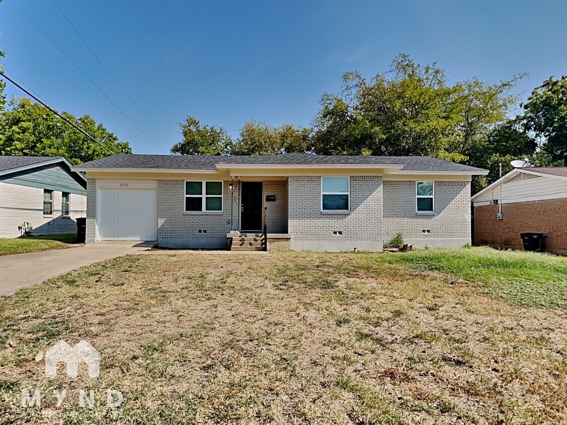Foto principal - 1309 E Anthony St