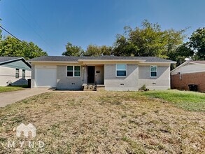 Building Photo - 1309 E Anthony St