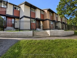 Building Photo - 19 McClintock Way