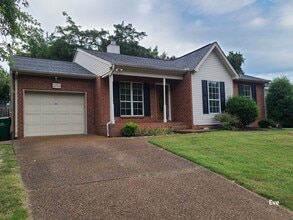 Building Photo - 2733 Airwood Dr