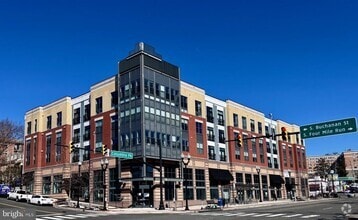 Building Photo - 989 S Buchanan St