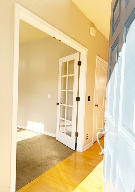 Building Photo - 32 NE Sunset St